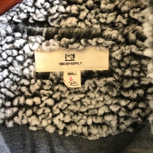 Thread and Supply Wubby Sherpa fleece pullover - Picture 4 of 7